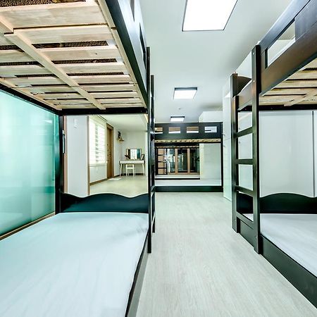 Holcae House Hotell Jeju Exteriör bild