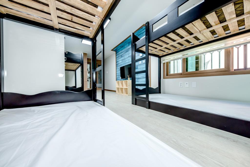 Holcae House Hotell Jeju Exteriör bild